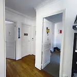 Parisian Duplex Close To Iconic Sites Tour Eiffel