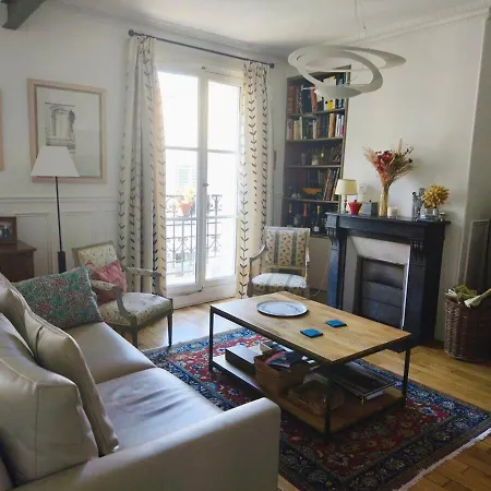 Parisian Duplex Close To Iconic Sites Tour Eiffel Parigi