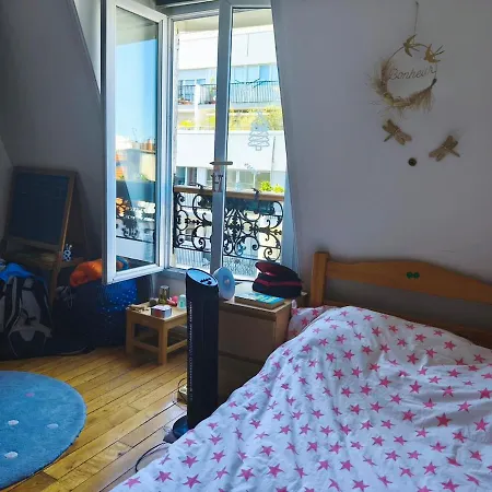Parisian Duplex Close To Iconic Sites Tour Eiffel *