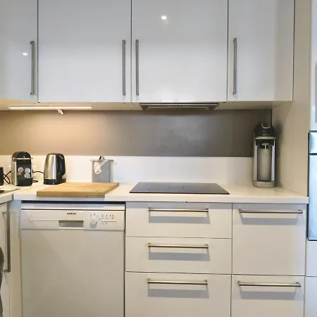 Parisian Duplex Close To Iconic Sites Tour Eiffel Appartamento
